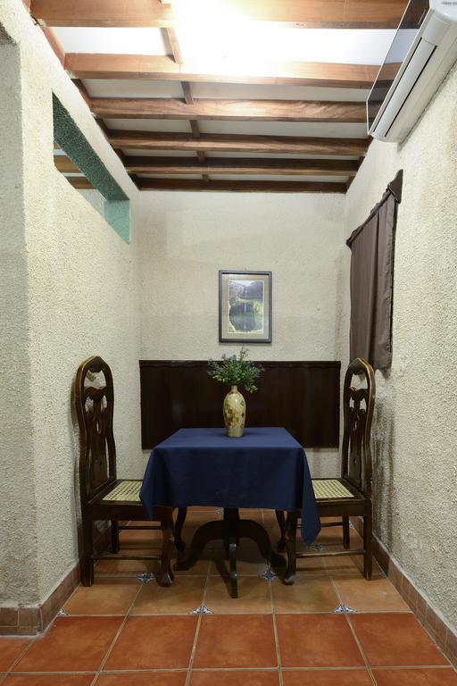 Hotel Libano Leon Bagian luar foto
