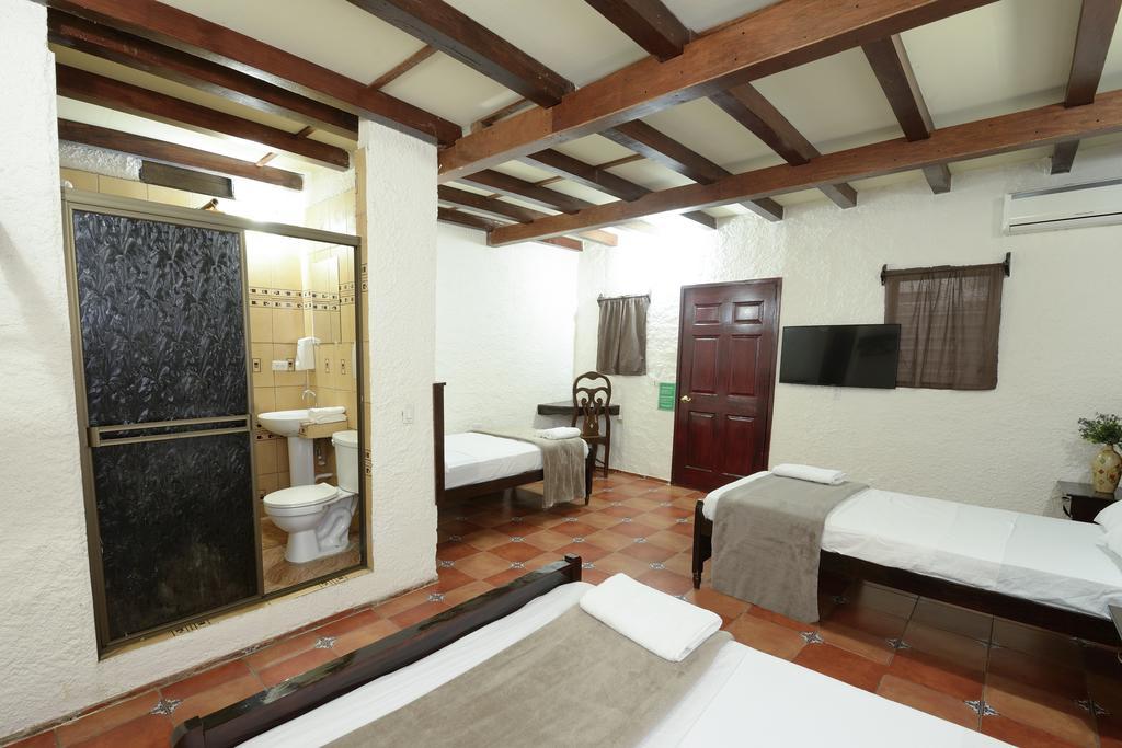 Hotel Libano Leon Ruang foto